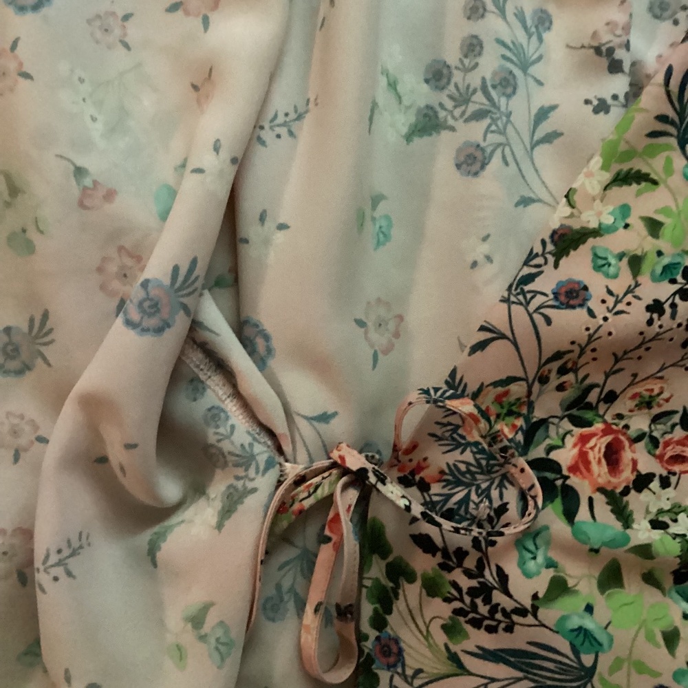 ~ Women's Short Robe ~ - Picture 9 of 14